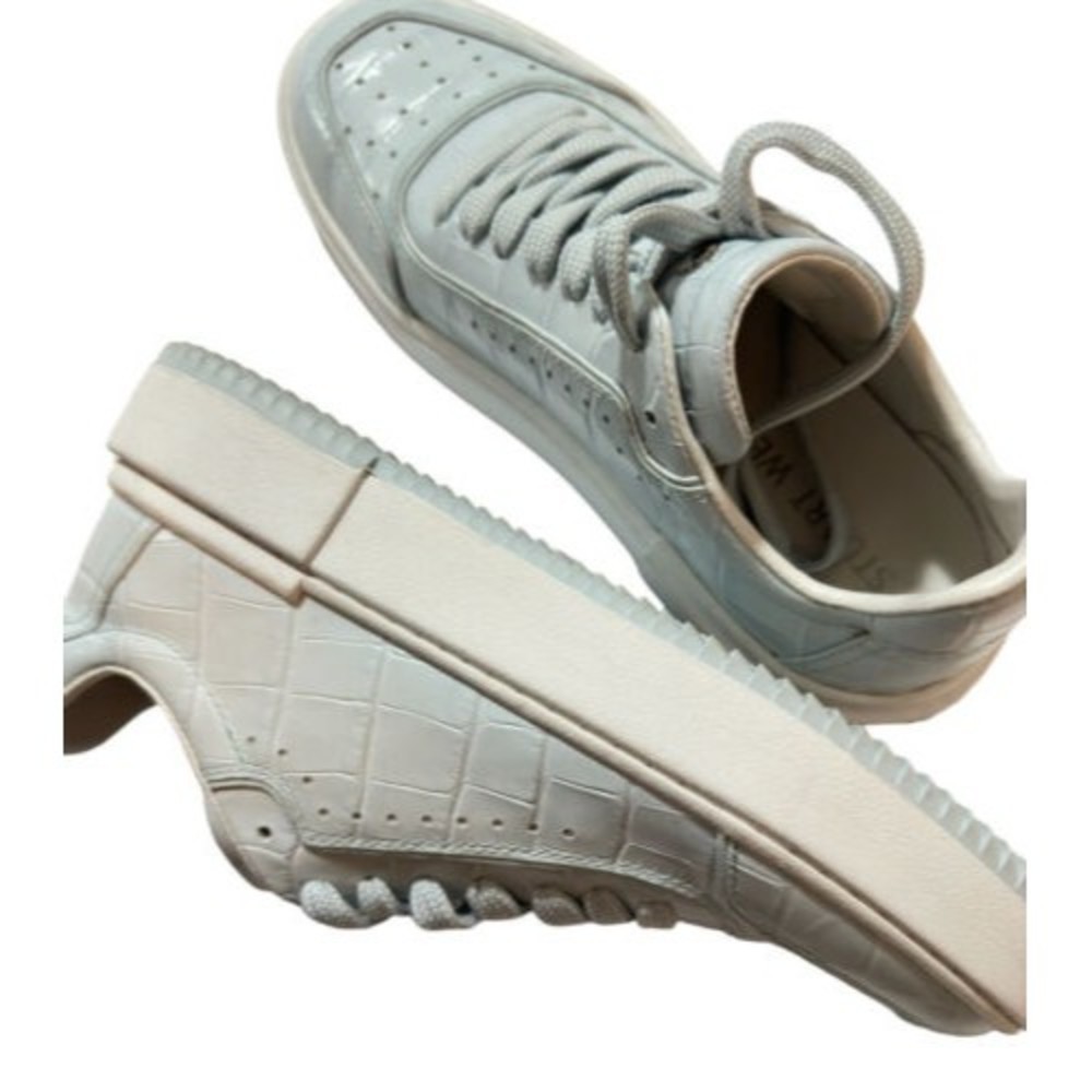 Stuart Weitzman Ryan Croc-Embossed Leather Low - Top Sneaker Light Blue 6 - Picture 4 of 11